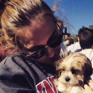 Meet your Posher, Olivia