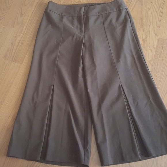 Bentley A Brown Capris - Picture 1 of 2