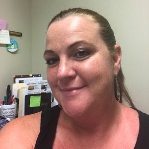 Meet your Posher, Leslie