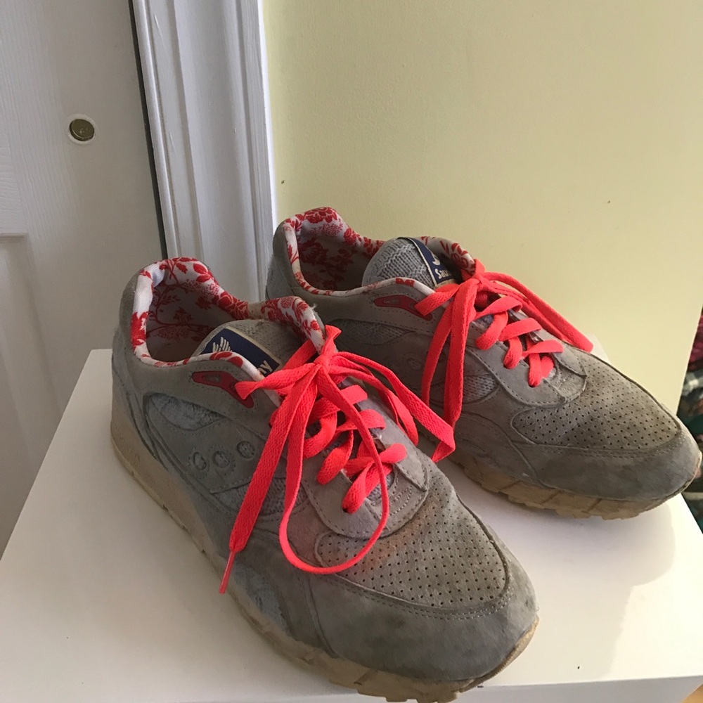 SAUCONY SNEAKERS