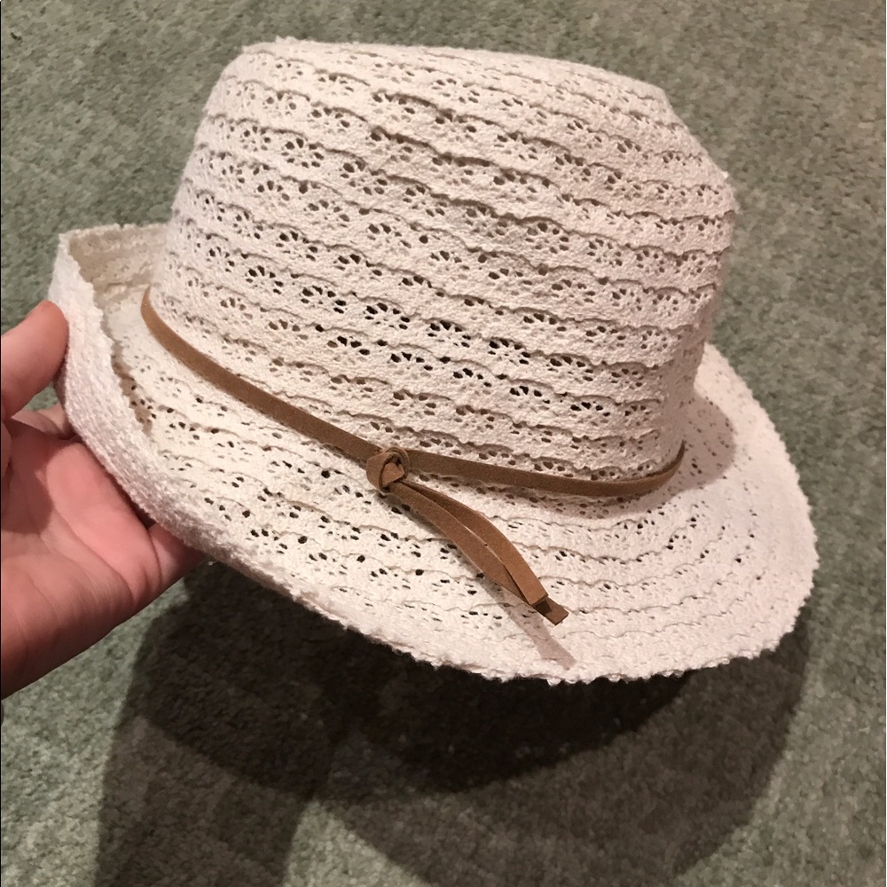 Straw fedora