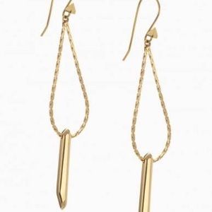 Stella & Dot Rebel Earrings Gold