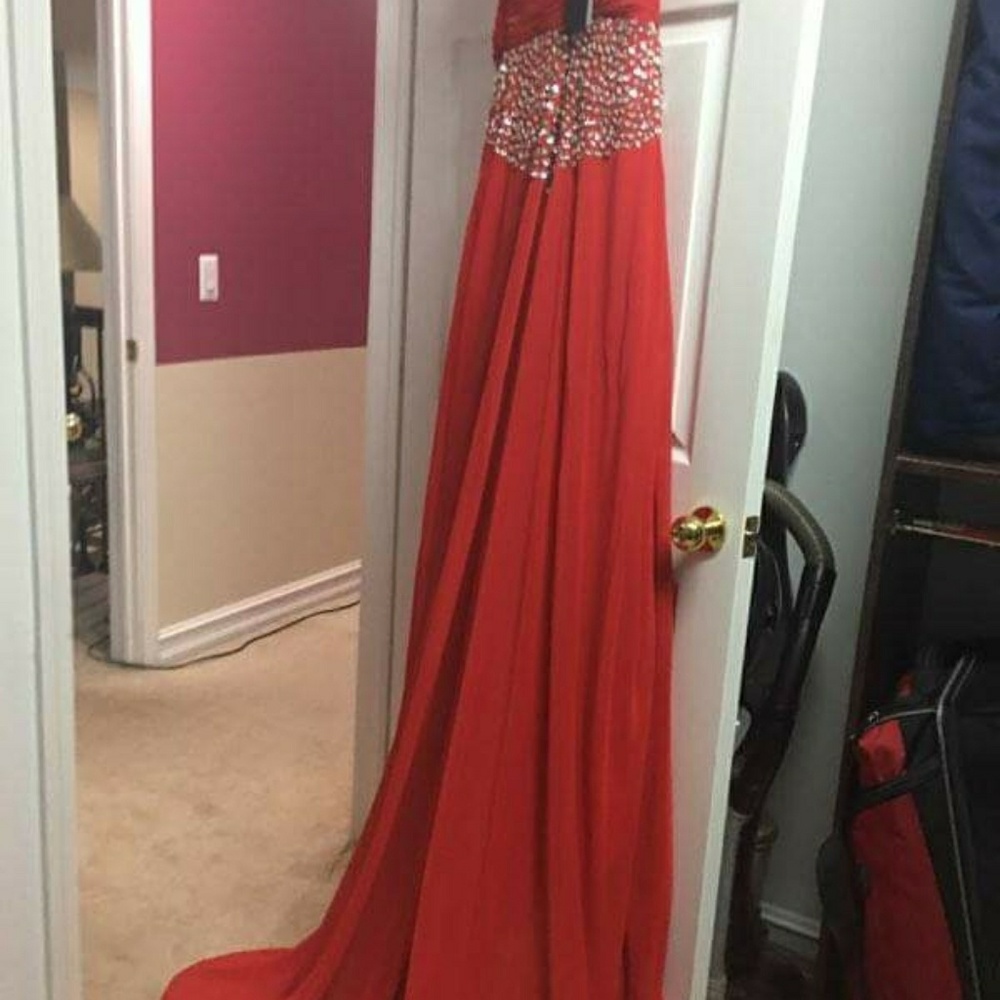 Dress - Picture 2 of 2