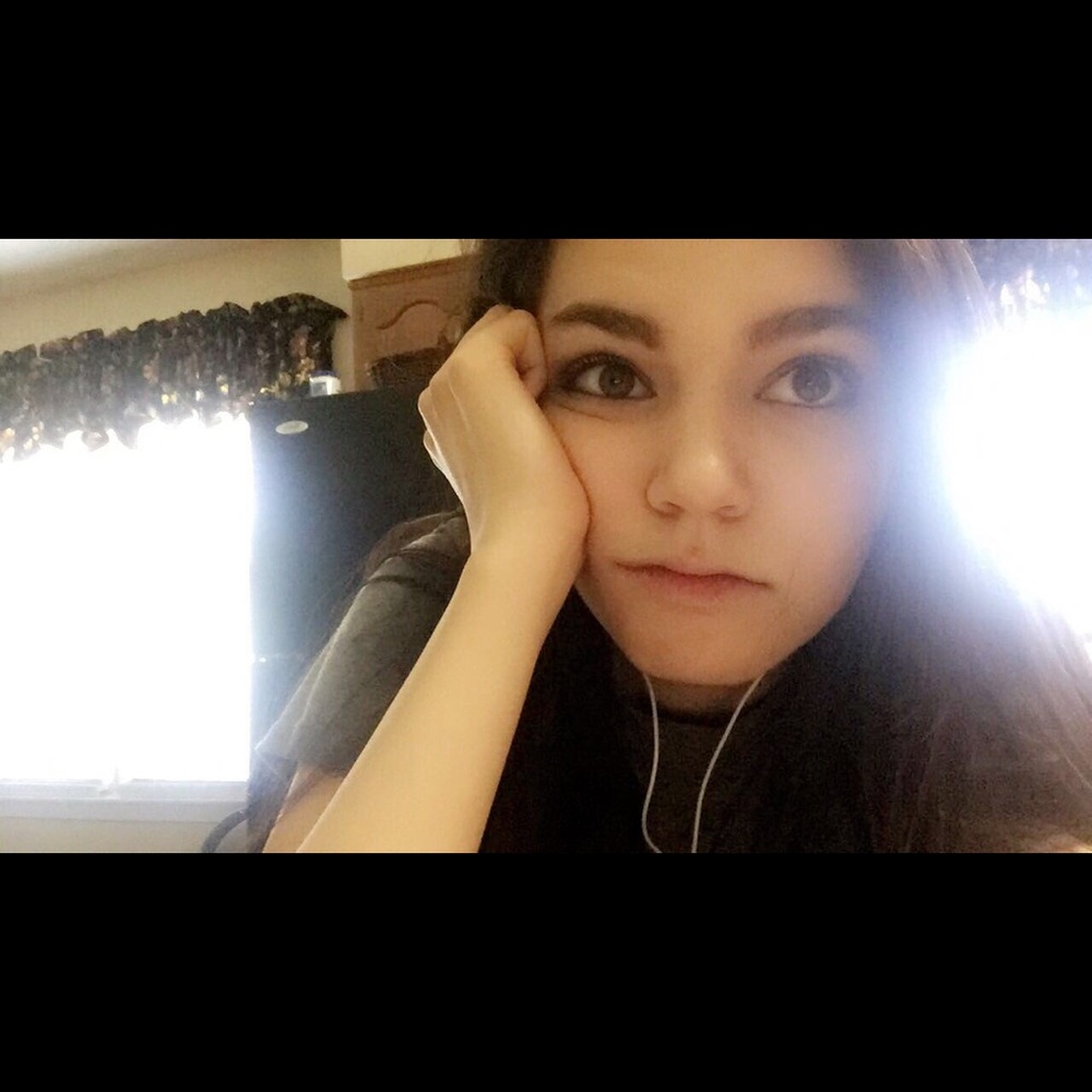 Meet your Posher, Elizabeth