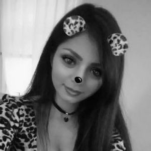 Meet your Posher, Diana