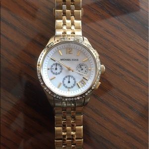 Michael kors gold watch