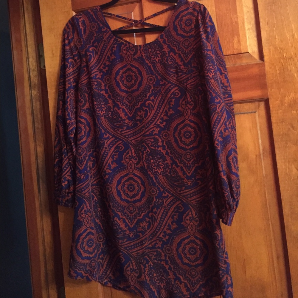 Paisley crisscross back dress