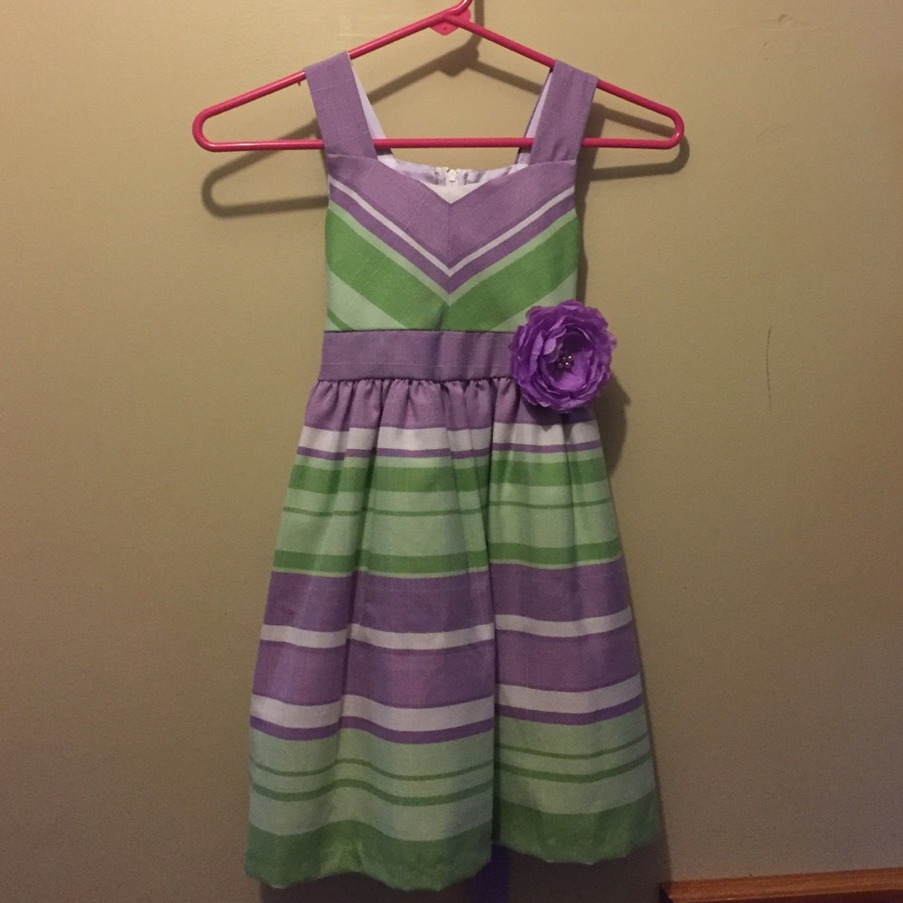 Girls dress