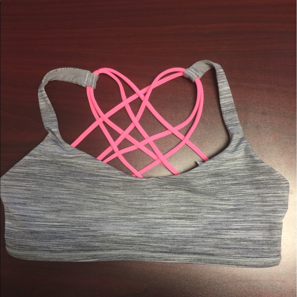 Lululemon Free to be wild bra