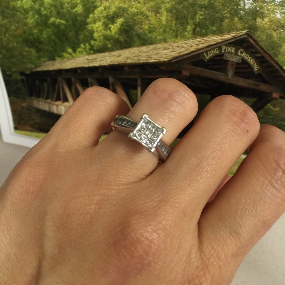 🎉Beatifull White Gold Wedding Band 🎉SALE! 🎉