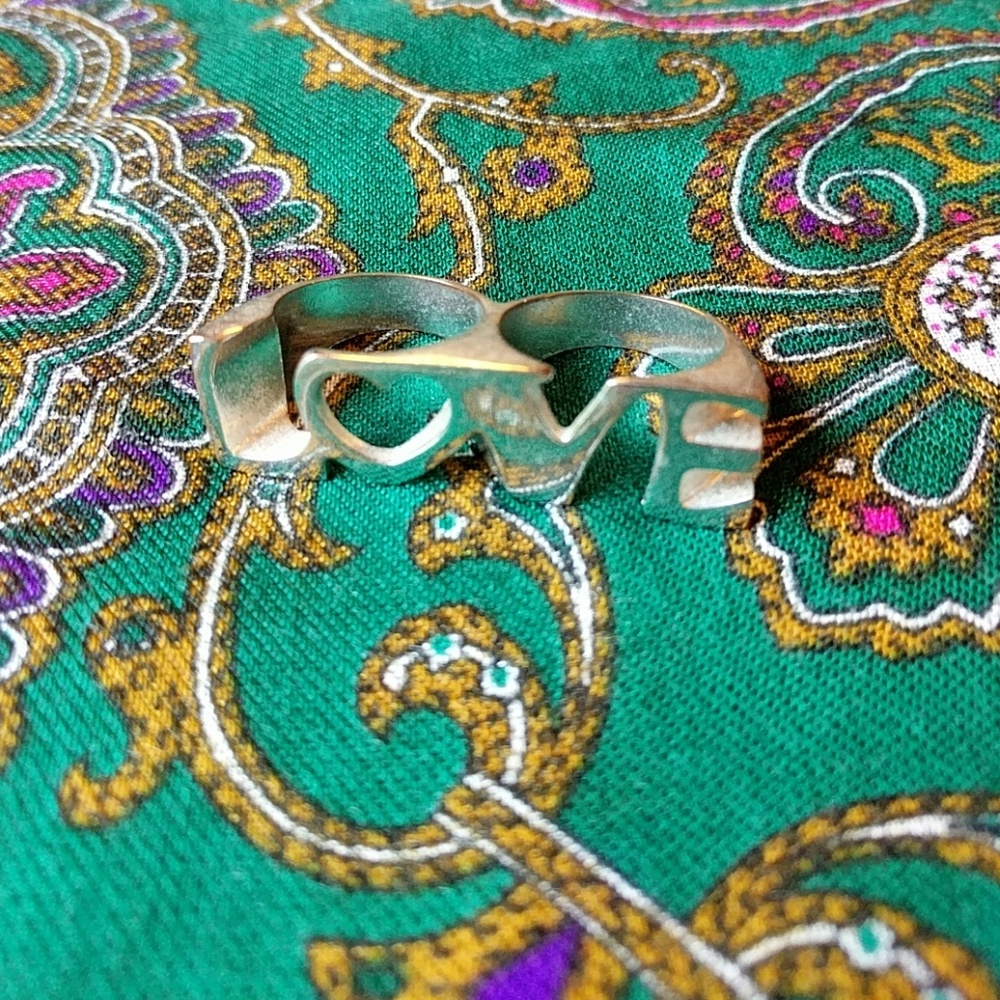 LOVE ring