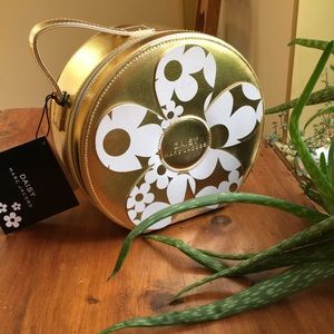 Marc Jacobs DAISY NWT Circular Hard Cosmetic Case