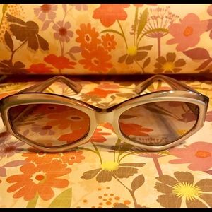 Gorgeous Vintage 😎 Sunglasses.