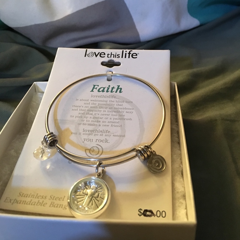 Faith Bangle