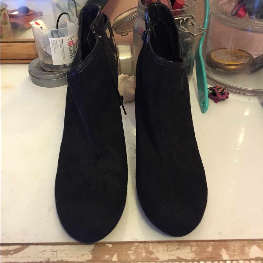 Ankle boots