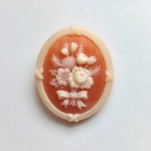 1970s Vintage Avon Cameo Coral Flower Pin Brooch