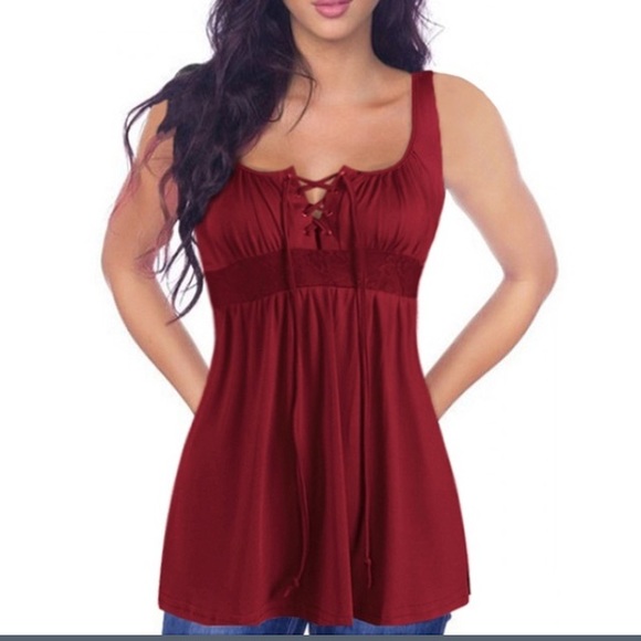 Tops - Very cute sleeveless tank with drawstring front M