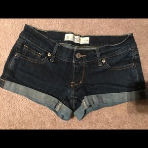 Ambercrombie & Fitch shorts. Size 00, 24 waist.