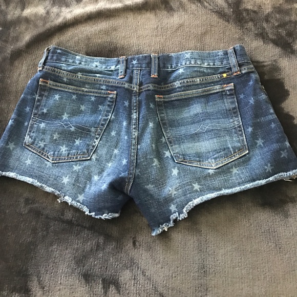 Star Pattern Lucky Riley Jean Shorts - Picture 2 of 5