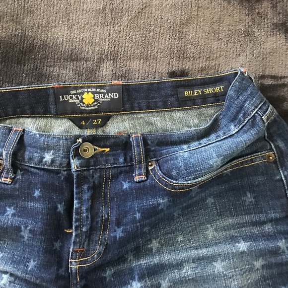 Star Pattern Lucky Riley Jean Shorts - Picture 3 of 5