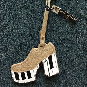 NWT piano high heel keychain