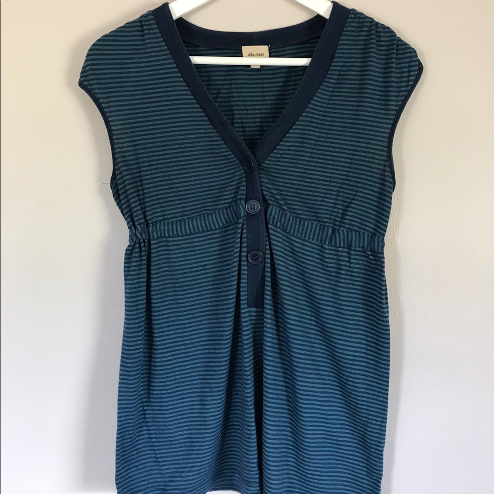 Sleeveless striped top