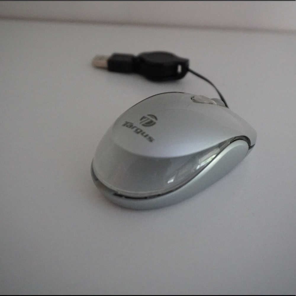 Targus USB retractable mouse