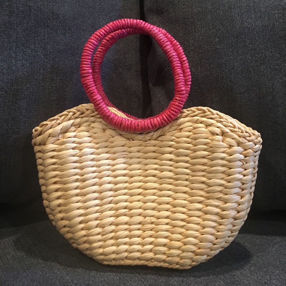 🏖Mossimo Woven Hand Bag 🏖