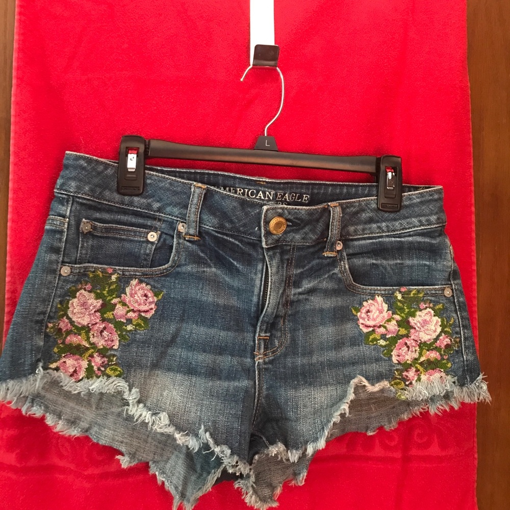 American eagle shorts w/ floral patchwork
