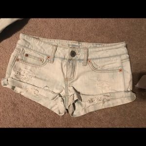 American Eagle light wash shorts size 0.