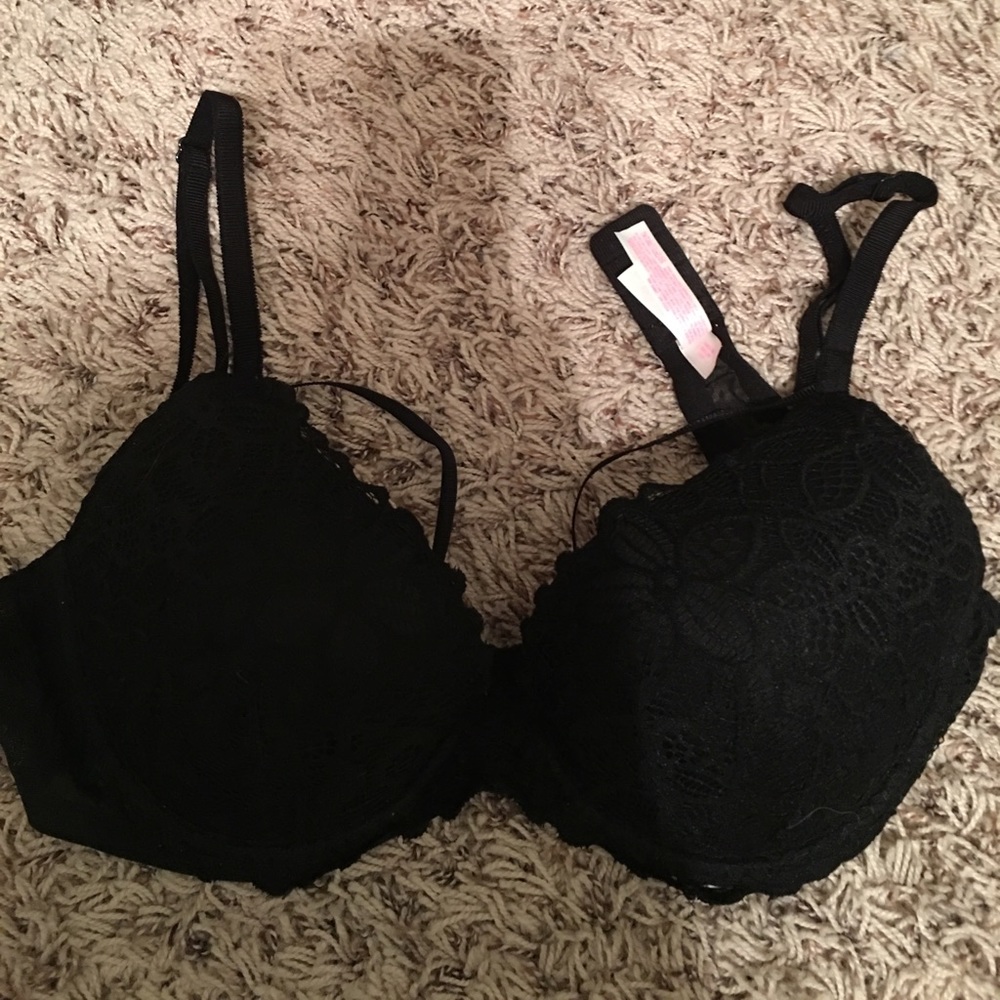 Victoria's Secret Pink Strappy Front Bra