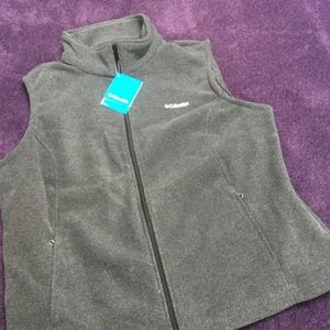 New With Tags Women's XXL Columbia Vest Dark Grey