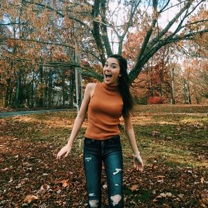 Meet your Posher, Kelsey