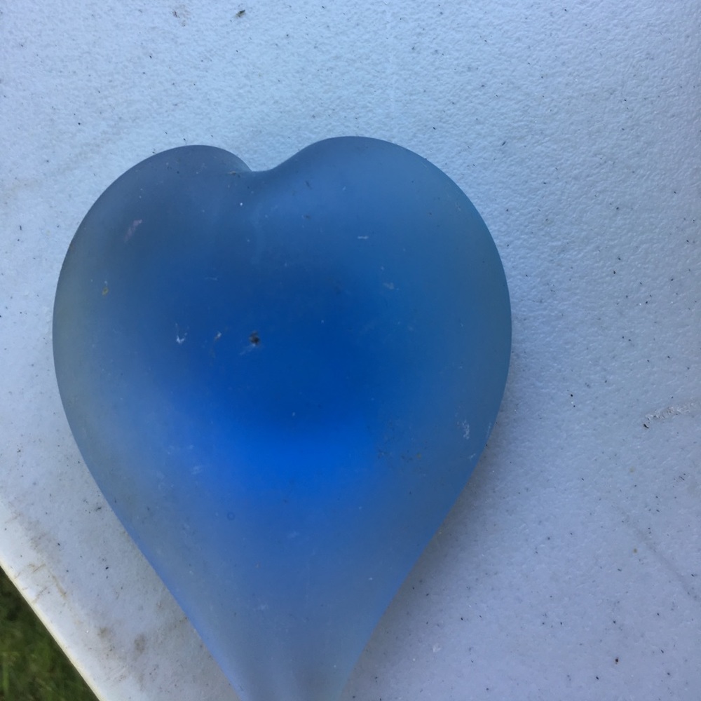 Blue heart paper weight