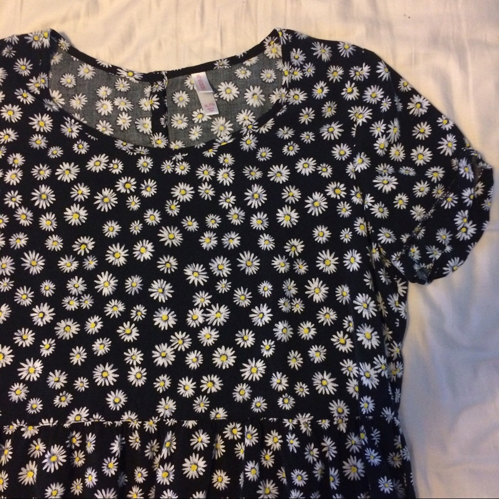DAISY BABYDOLL DRESS