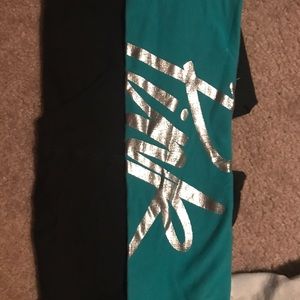 Victoria Secrete Pinj capris leggings. Size Xs.