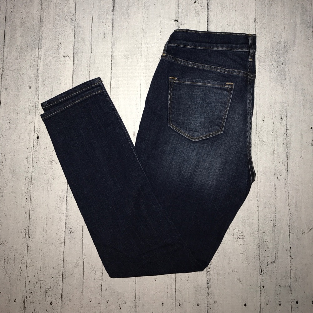 mid-rise Old Navy jeans 👖