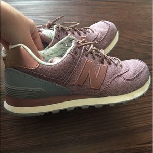 New Balance 574 Rose Gold Sneakers
