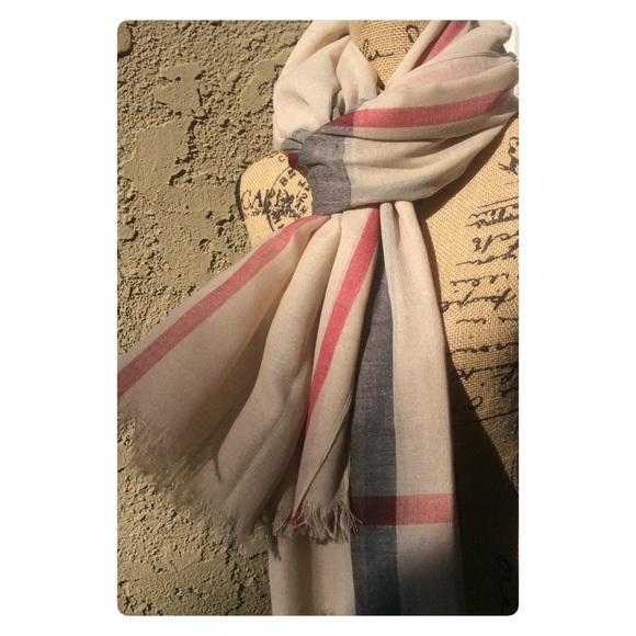 Plaid Scarf - Picture 2 of 3