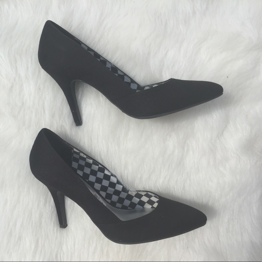 CHRISTIAN SIRIANO BLACK PUMPS