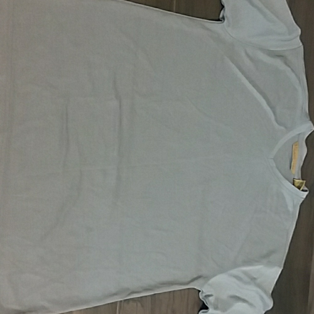 Brend new mens t-shirt