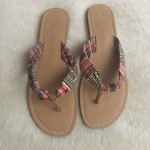 Aeropostale Tribal Print Sandals