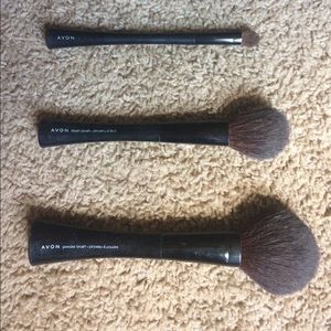 Avon makeup brushes