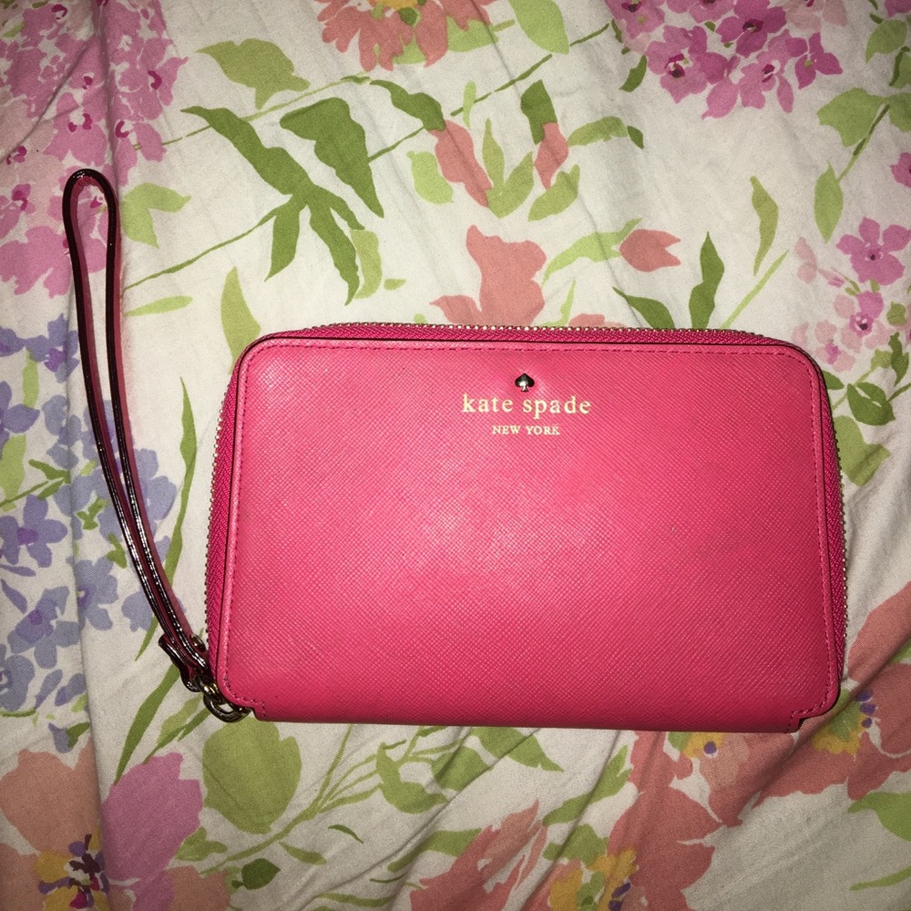 Gently used Kate Spade wallet/wristlet