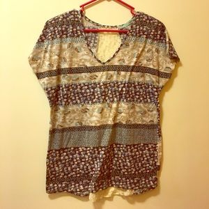 Laced back floral top