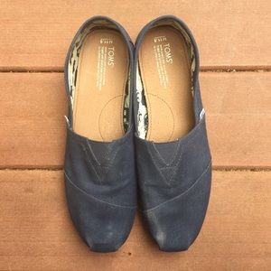 Toms Classic shoes