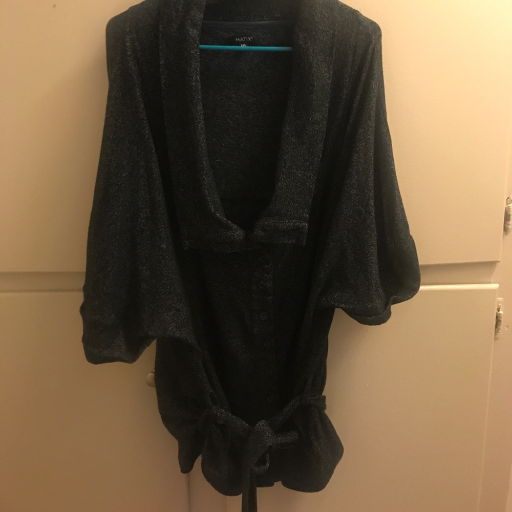 Sweater - Picture 2 of 3