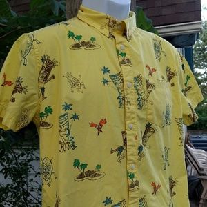 Vintage men's short sleeve Hang Ten tiki shirt!