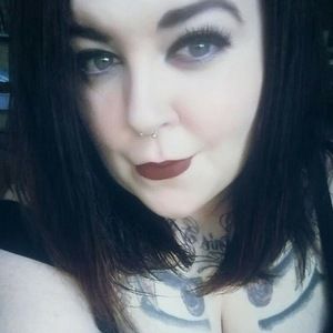 Meet your Posher, Britta