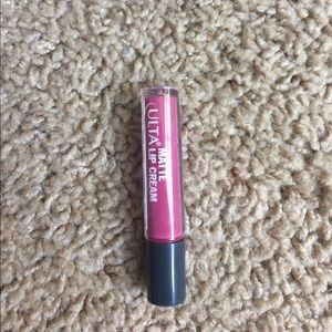 Matte lip creme